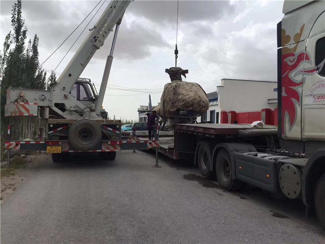 巨鹿县狭窄场地（如小区、车间）适合用哪种吊车？